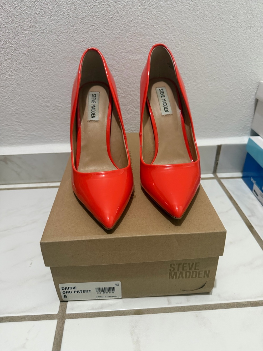 Steve Madden Women's Orange Patent Pointed-Toe Pumps
